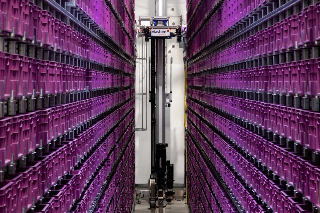 Small parts warehouse